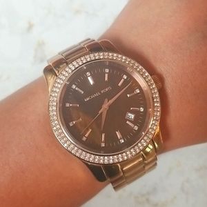 Michael Kors watch in Rose Gold